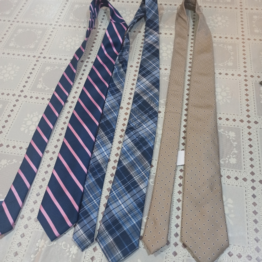 3 NWT men's dress neckTies